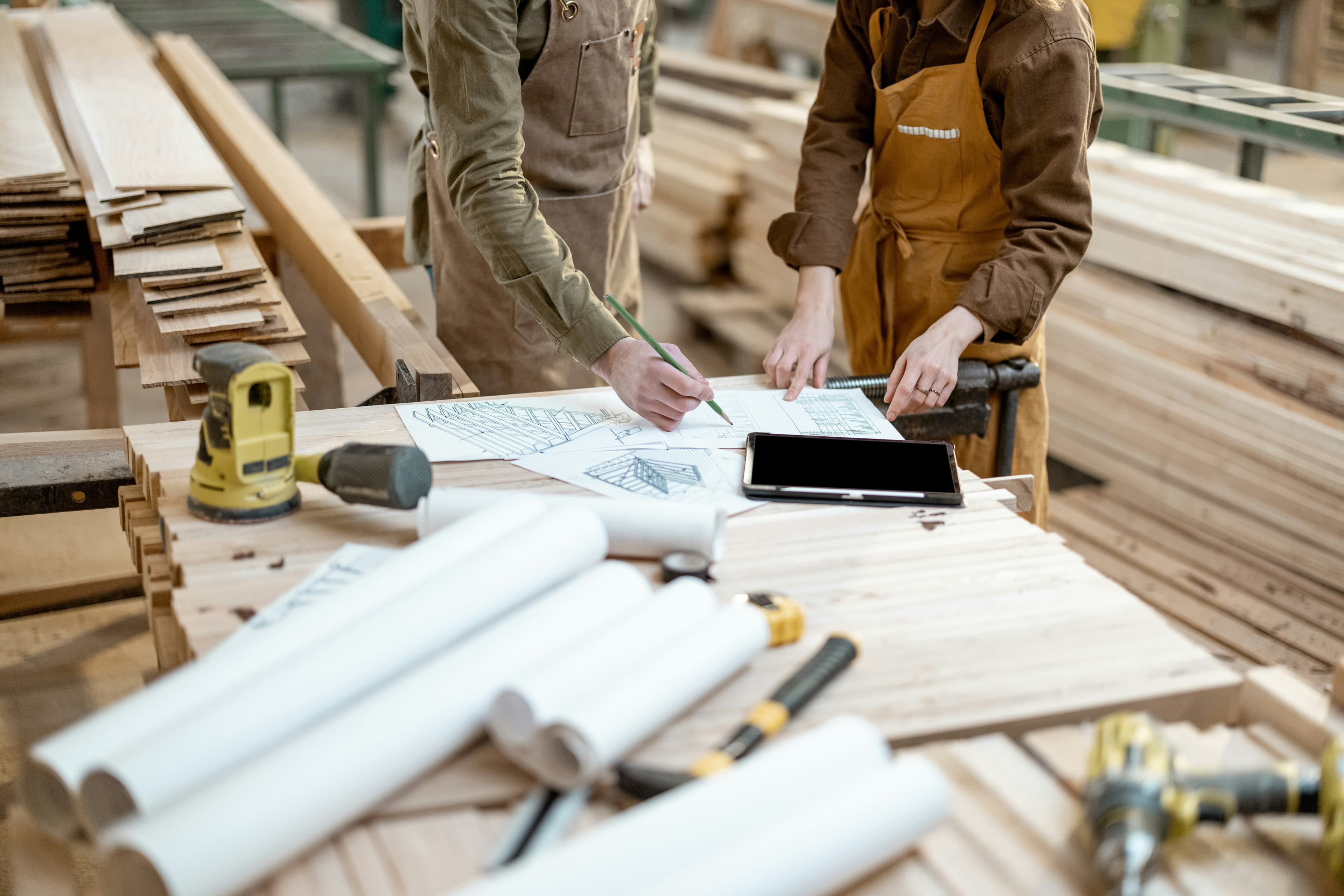 Handwerk und Bau Team am Arbeitsplatz